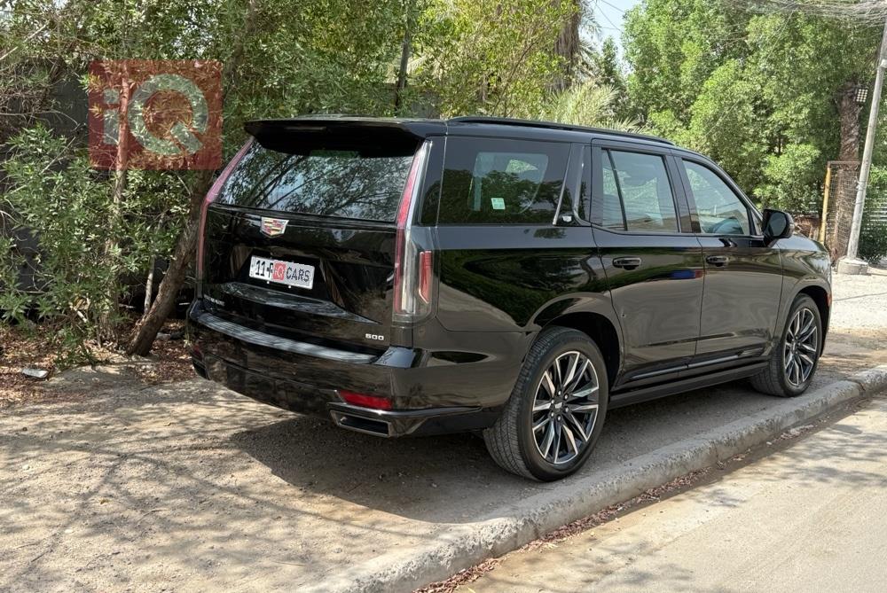 كاديلاك اسكاليد